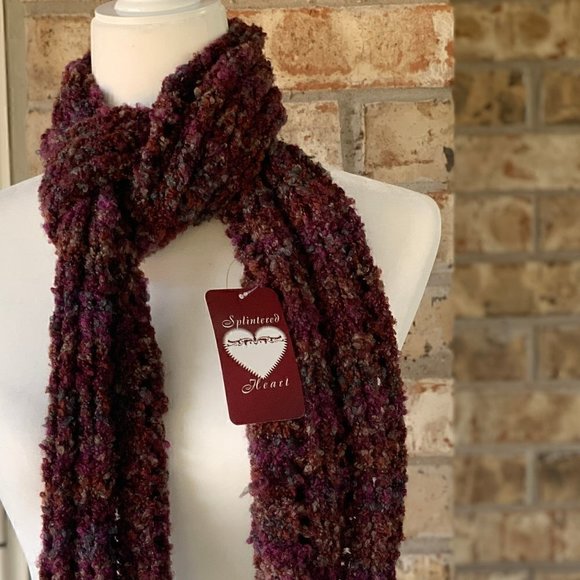 NWT! Winter Bundle: Scarves, Beanie & Gloves - Picture 8 of 9